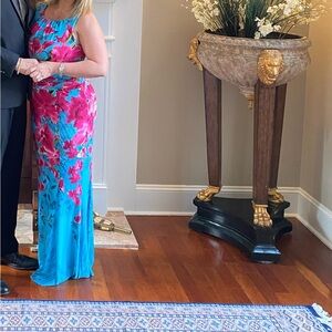 VENUS Floral Maxi Dress